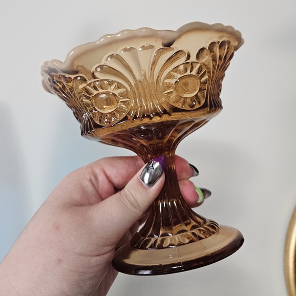 Fenton Amber Cameo Glass Compote - Picture 5 of 7